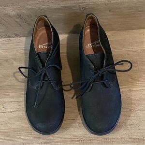 DANSKO Cadee Oxford Wedge Bootie Sz 36 US SZ 6 Black Nubuck Very Good Condition